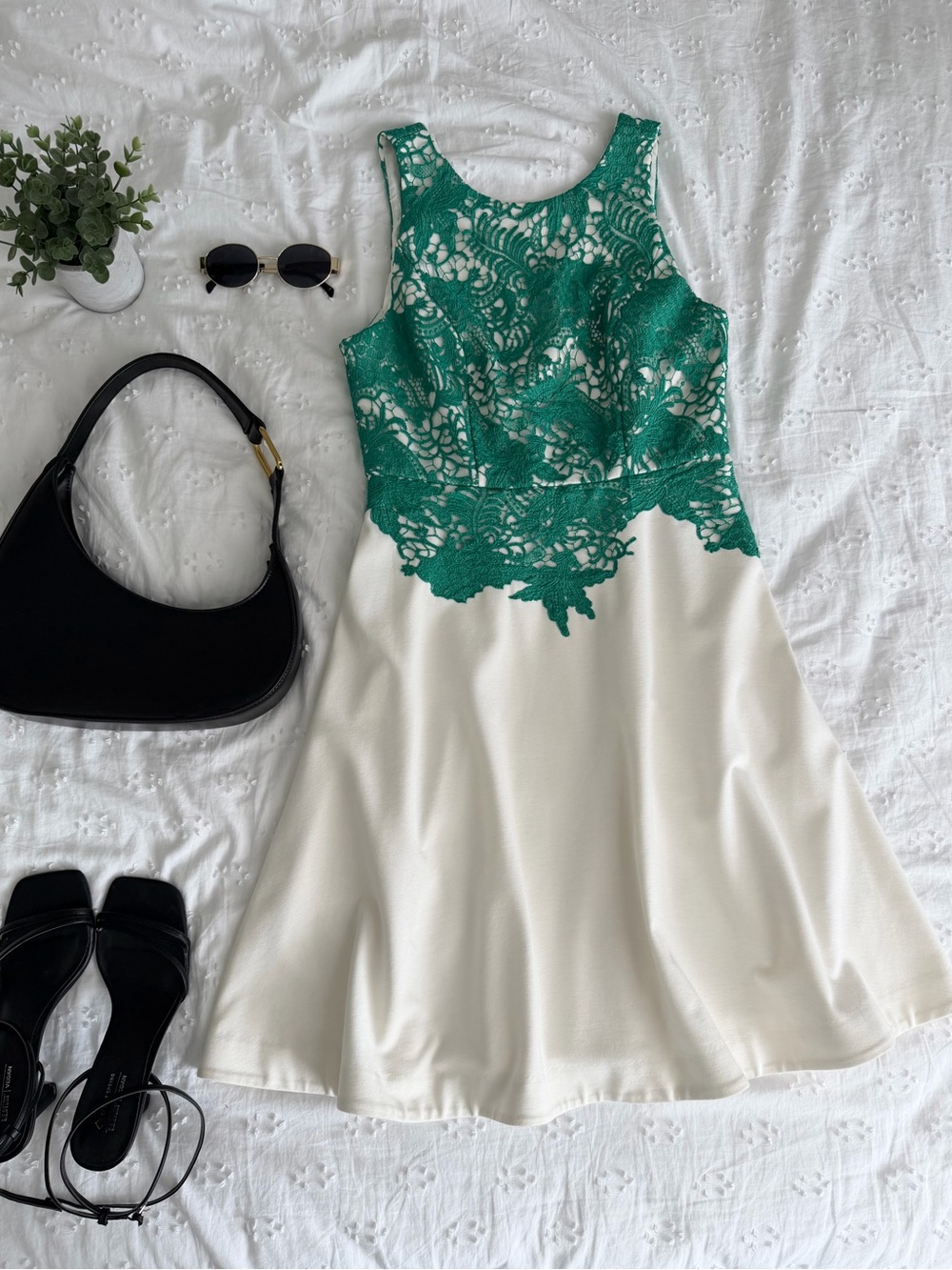 Moulinette Soeurs Lace Bodice Dress — Size 6 (Anthropologie)